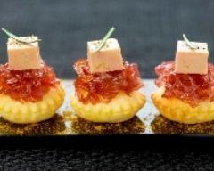 canapé foie gras confit d'oignons 20