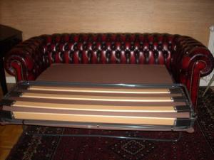 canapé chesterfield cuir convertible 11