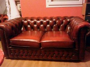 canapé chesterfield convertible d'occasion 9