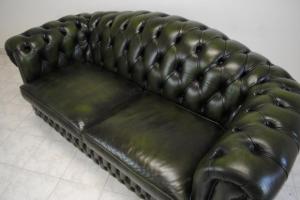 canapé chesterfield convertible d'occasion 17